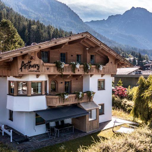 Arthur'S Hotel Und Apartments Am Achensee Maurach  Exterior foto